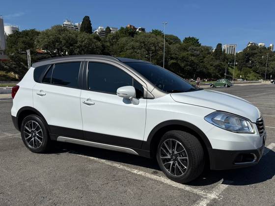 SUZUKI S-CROSS 1.6 16V VVT GASOLINA GLX 4P 4X4 AUTOMÁTICO SUZUKI S-CROSS 1.6 16V VVT GASOLINA GLX 4P 4X4 AUTOMÁTICO